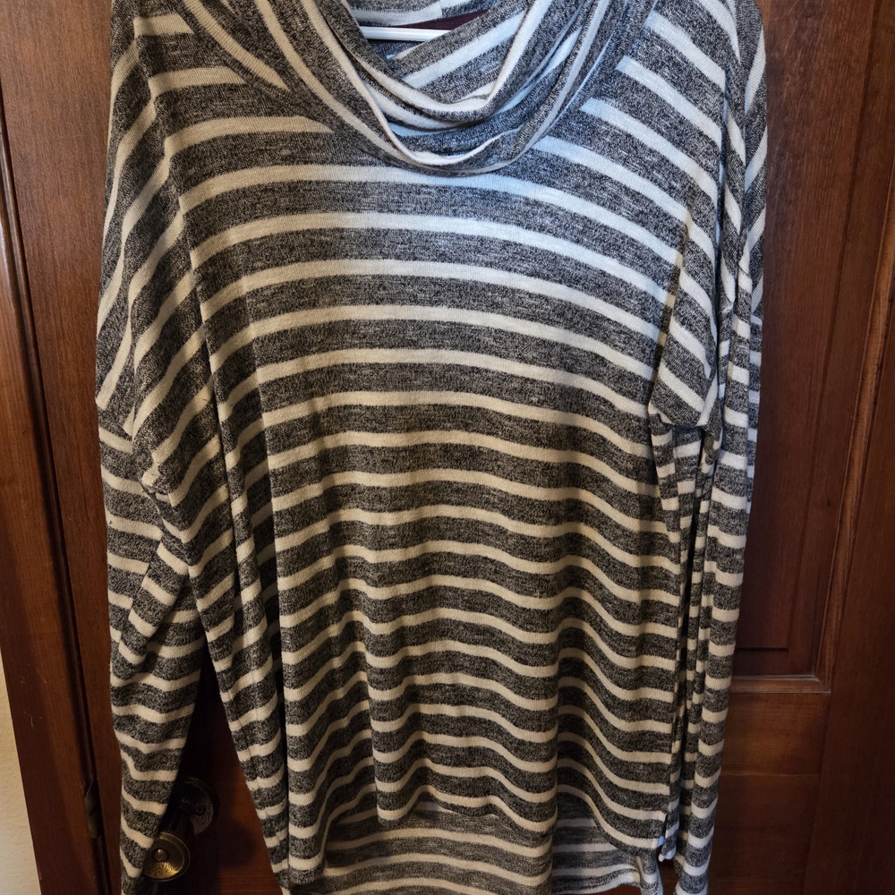 Maurices Gray and White Striped Top